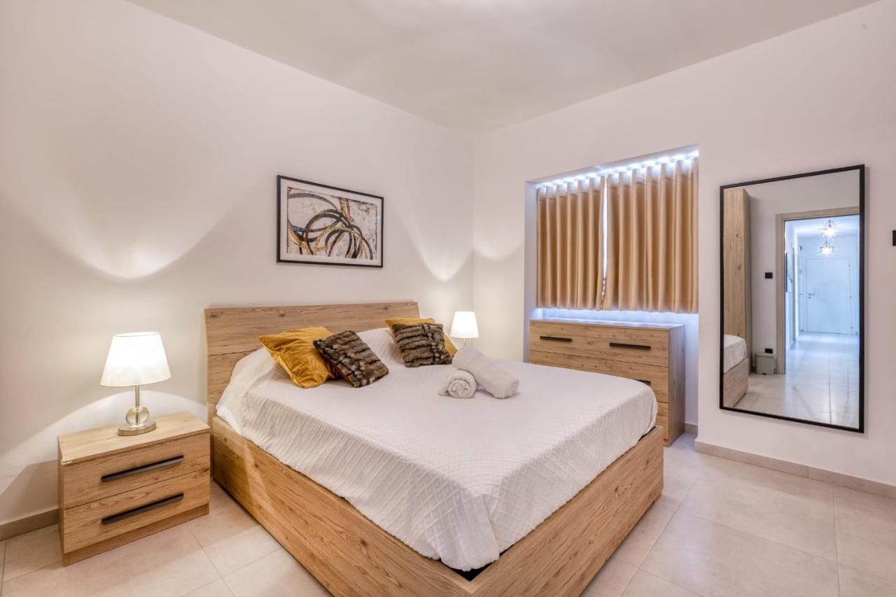 Pool Apartment Is-Swieqi المظهر الخارجي الصورة